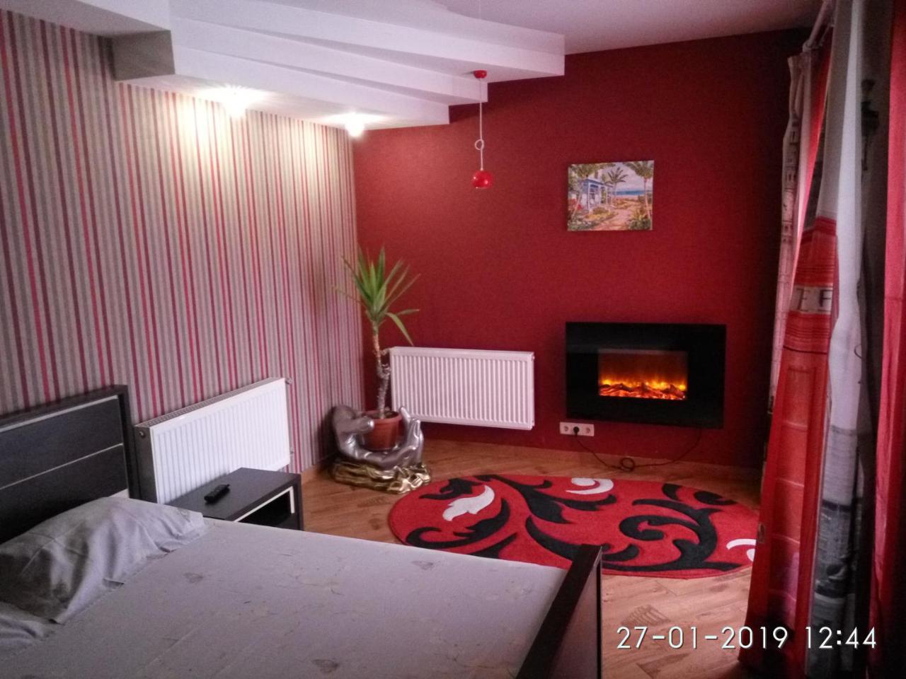 Privat Kharkovアパートホテル エクステリア 写真
